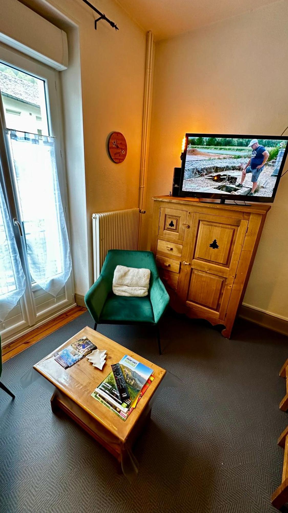 Les Montagnettes Apartment ภายนอก รูปภาพ